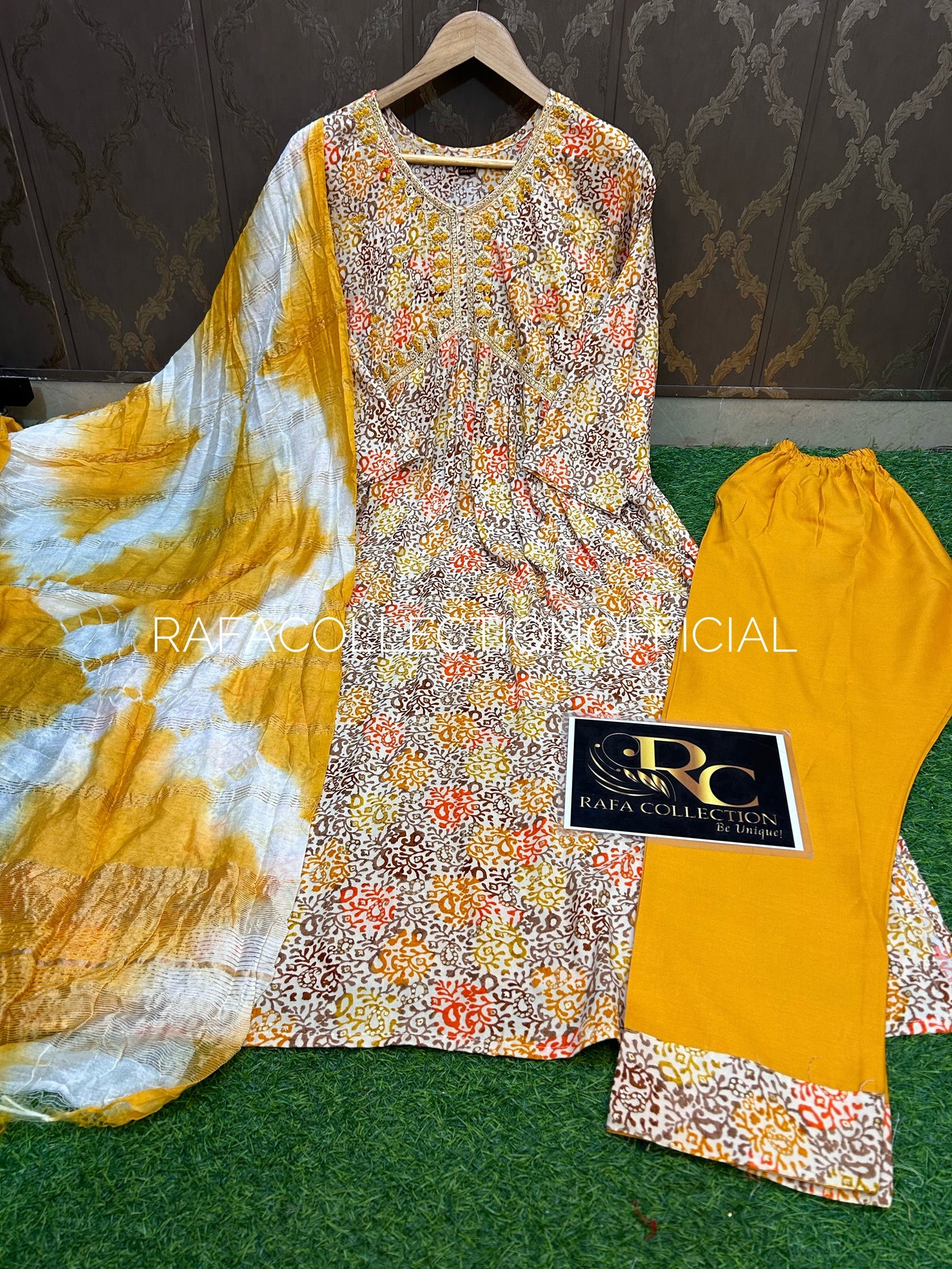 Alia cut suit 026
