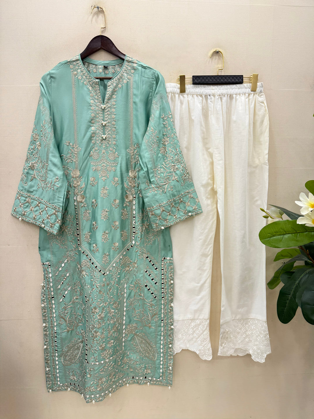 Zainab Pakistani Kaftans