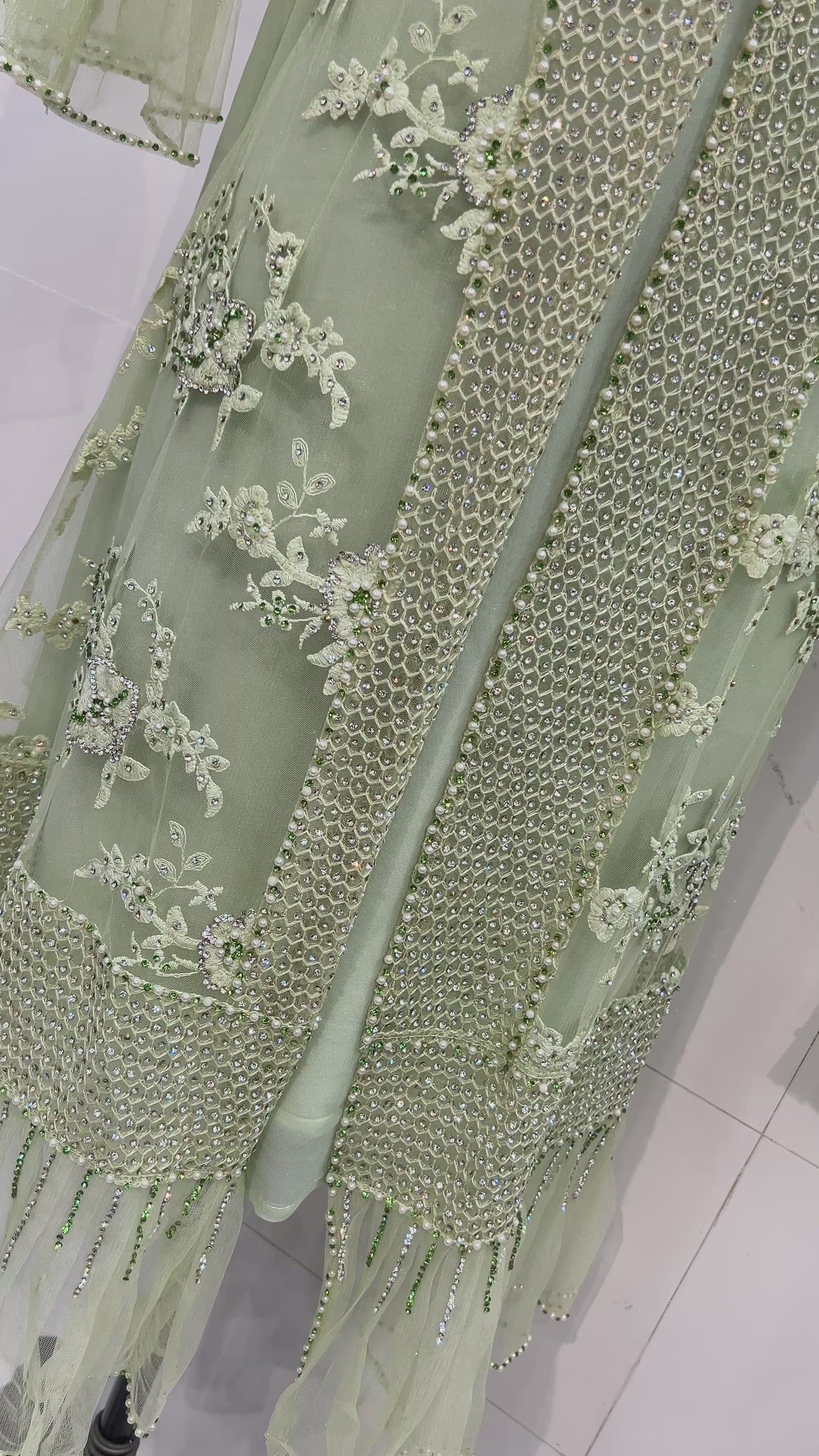 Bridal frill dress 1011