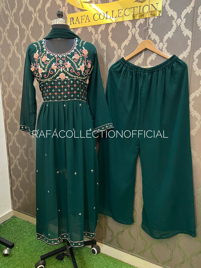 Handwork nyra-cut