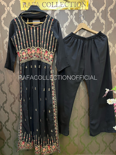Embroided nyra cut suit 177